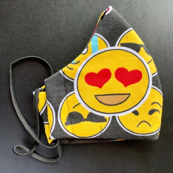 Black Emoji Face Mask ๐๐๐ - Picture 4 of 4